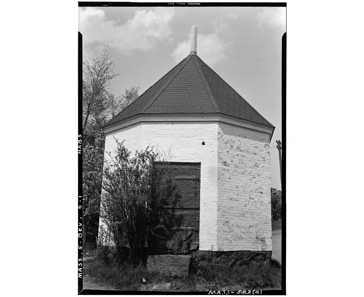 Beverly Powder House Richard Smith Architecture